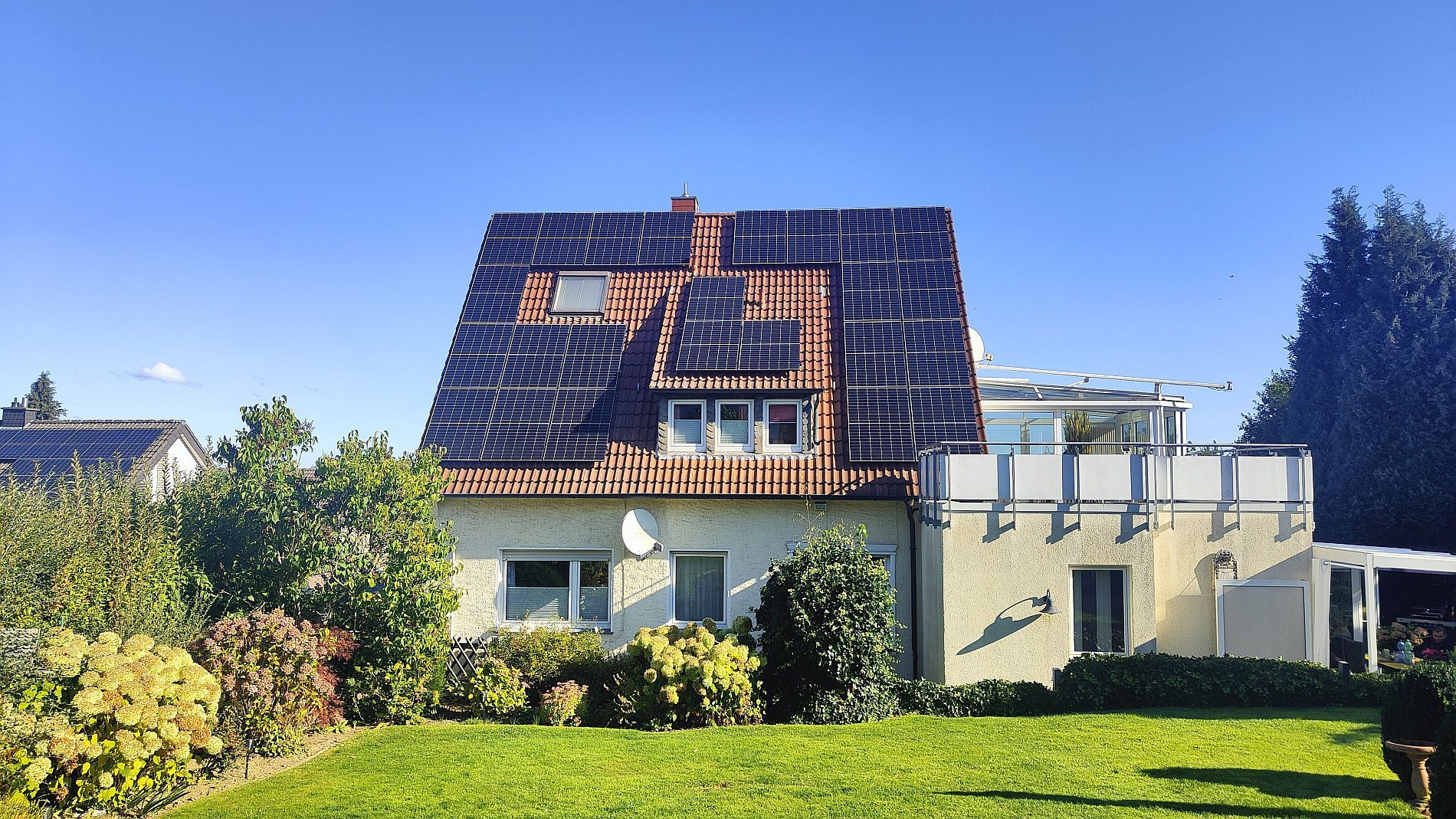Photovoltaikanlage auf dem Dach von OBM-Media e.K.